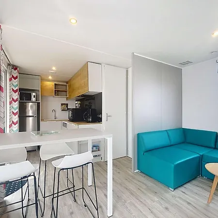 Holiday home Mobil-home Grand Confort 4 Pers, 2 Ch, Piscine Chauffee A 200m De La - Fr-1-361a-65 *