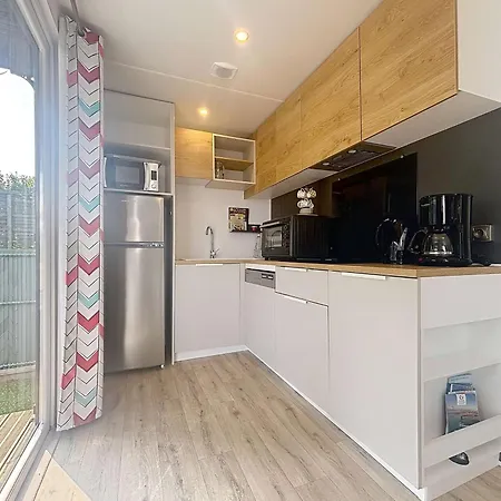 Mobil-home Grand Confort 4 Pers, 2 Ch, Piscine Chauffee A 200m De La - Fr-1-361a-65 Дом отдыха *
